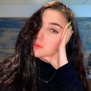 Meet your Posher, Katherine